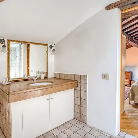 Castello Di Magrano *