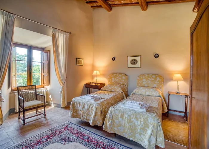 וילה Castello Di Magrano *